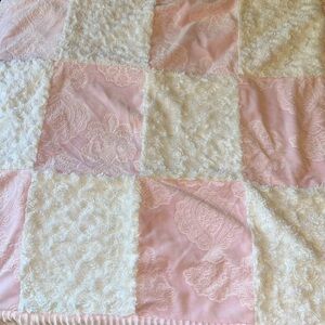 Excellent condition girls baby blanket pink and white 30x30